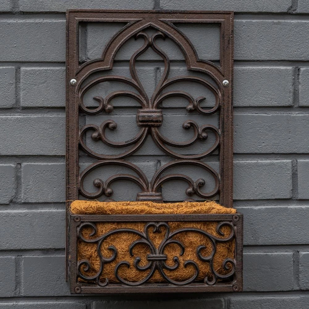 Woodside Cast Iron Wall Mounted Hanging Garden Planter Basket With Coco Liner - Image 3