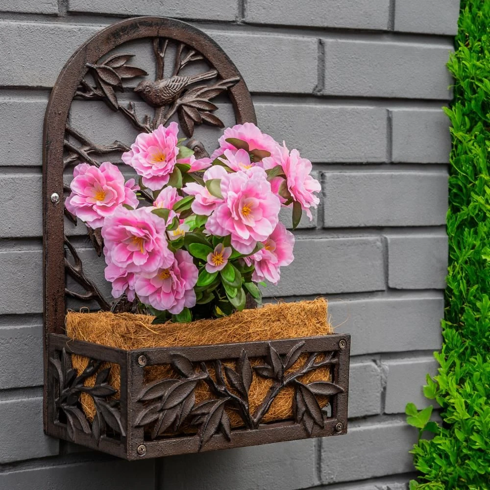 Woodside Cast Iron Wall Mounted Planter With Coco Liner - Design D - Image 3